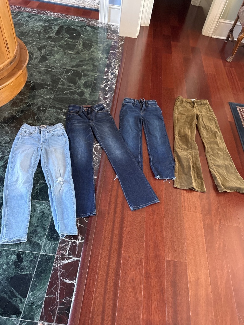 Wemons size 25 xs or 0 jeans all great condition
